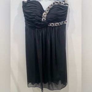 Blondie Nites by Stacy Sklar Black Short Dress Rhinestones Flowy Bottom Size 5